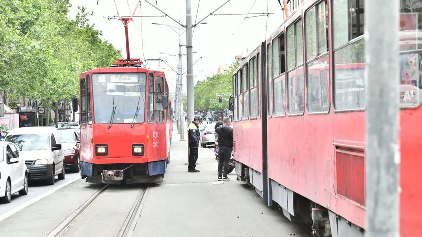 Belgrad'da sabah saatlerinde tramvay seferleri durdu, merkezde yoğunluk arttı