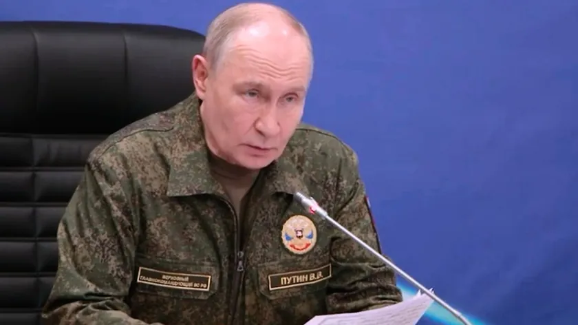 Putin Rusya'da Yapılacak En Önemli İşin Ekonomiyi Değiştirmek Olduğunu Söyledi