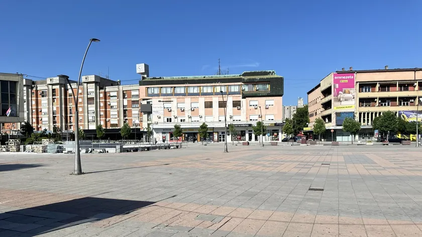 Sırbistan'da Luçani'de Maaşlar 1.000 Avroyu Aştı, Čačak İlk Kez 100 Bin Dinara Ulaştı