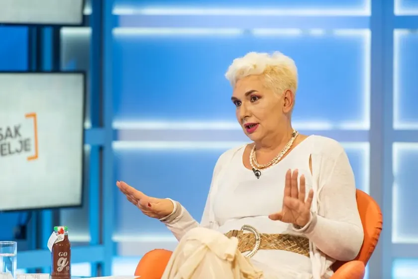 Sırbistan'da Macut Hükümeti'nin Bir Yılı Değerlendirildi: Şimdiye Kadarki En Düşük Nokta