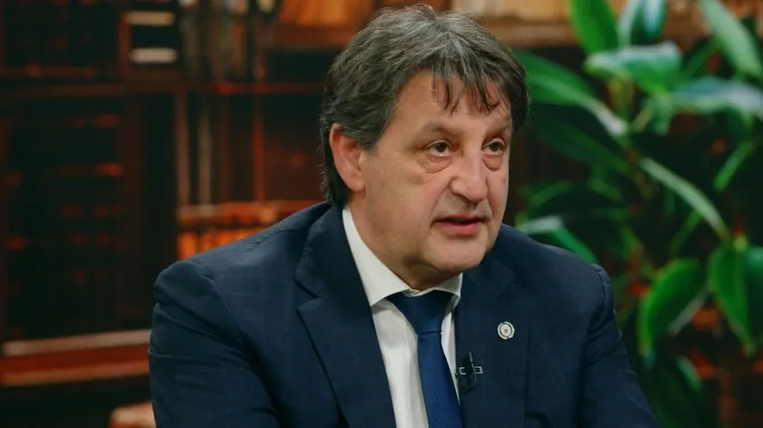 Sırbistan Savunma Bakanı Gašić Kanjiža Yakınındaki Patlayıcı Tehdidini Değerlendirdi