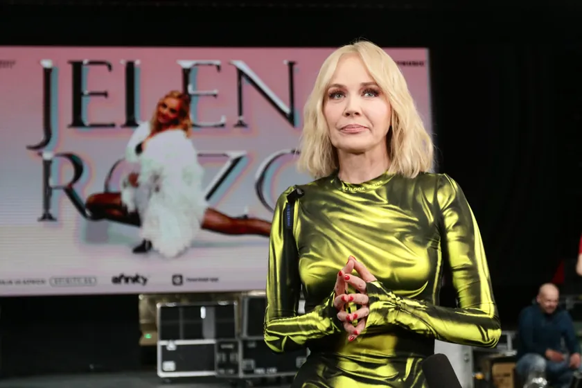 Jelena Rozga'nın sosyal medya paylaşımları aşk hayatında tartışma yarattı