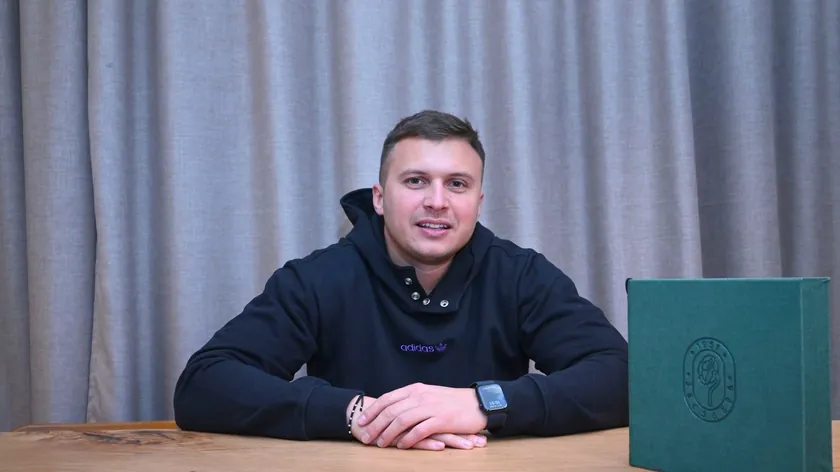 Sırbistanlı Karić, Aneli Ahmić'e Asmin ile asla barışmaması gerektiğini belirtti