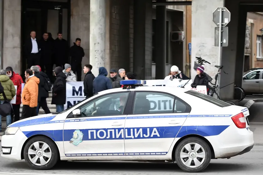 Sırbistan İçişleri Bakanlığı tatil dönemi için ülke genelinde trafik denetimlerini sıkılaştırdı.