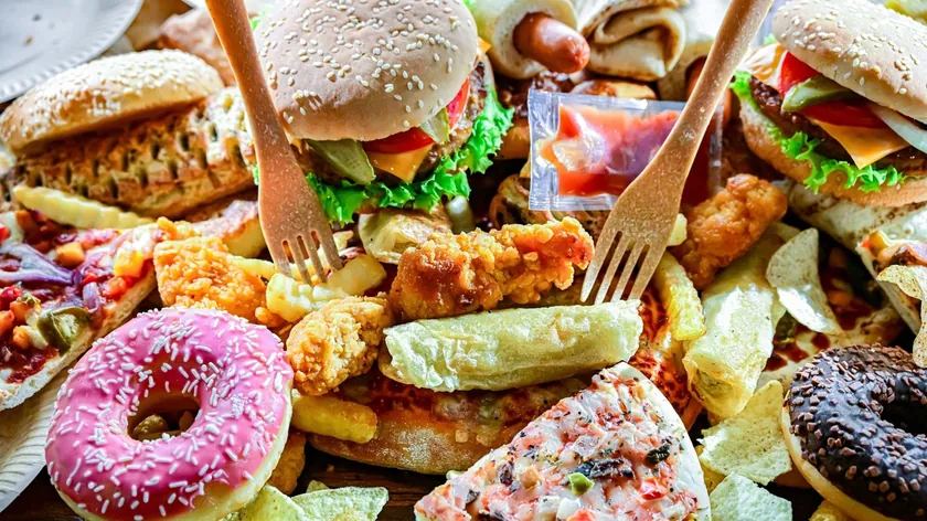 40 yaşından sonra kilo alımını hızlandıran gıdalar