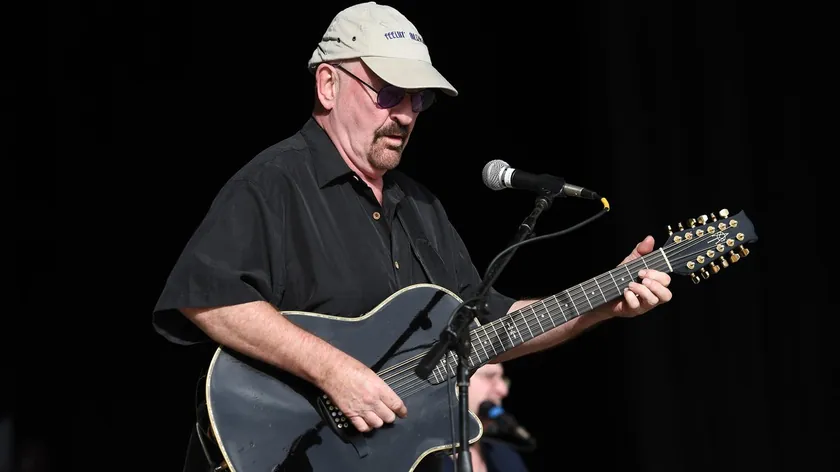 Britanyalı Rock Müziğinin Efsanevi İsmi Traffic Kurucusu Dave Mason Vefat Etti