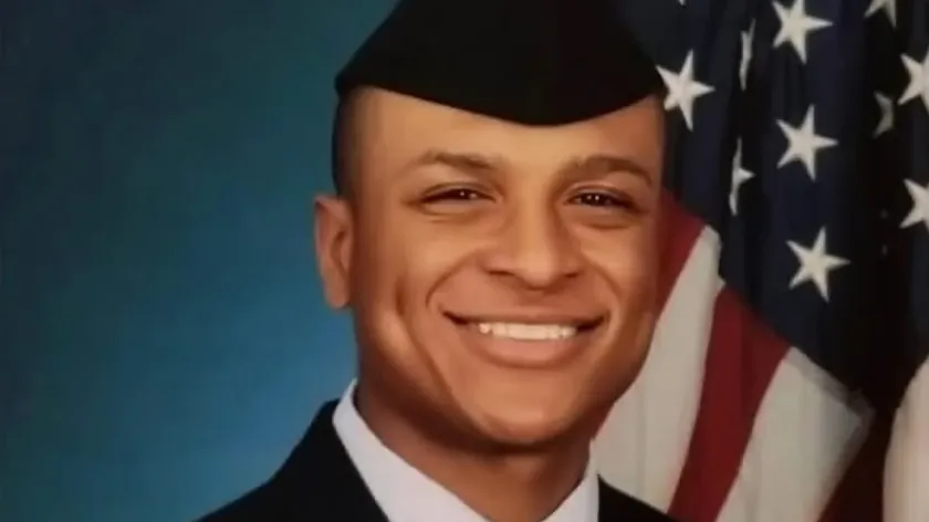 Irak'ta uçak kazasında ölen askerin ailesi konuştu: Tyler Simons hayatını kaybetti