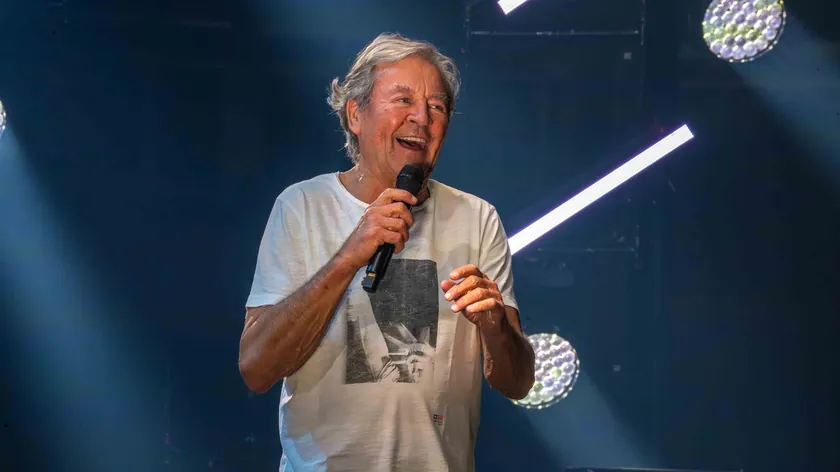 Deep Purple Belgrad Arena'da konser verdi, Don Airey "Ajde, Jano" çaldı