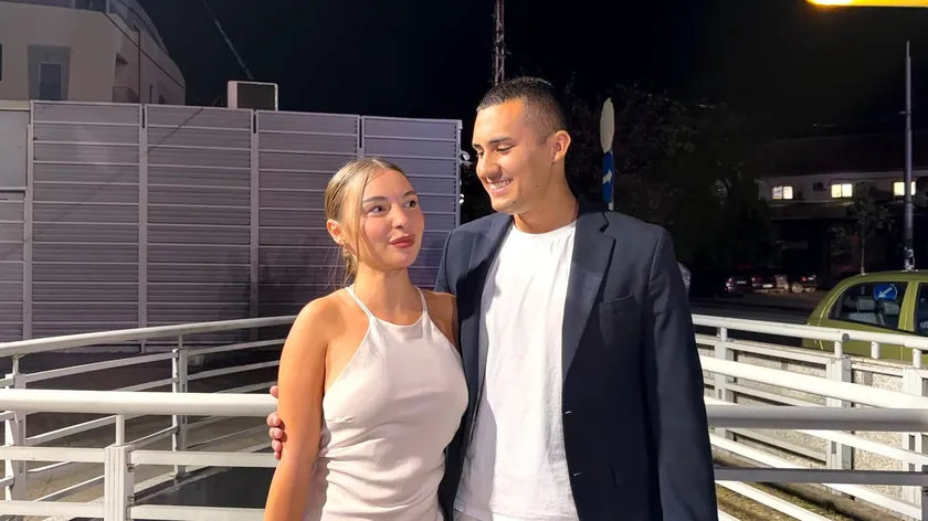 Sara Stojanović, Muratovu annesiyle tanıştı İspanya'da gelecek kayınvalidesiyle poz veriyor