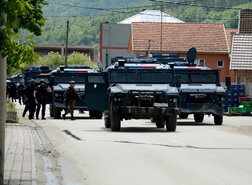 Sırbistan'ın Zubin Potok bölgesinde olası bir toplu mezar yeri bulunduğu iddiası üzerine kazılar başladı.
