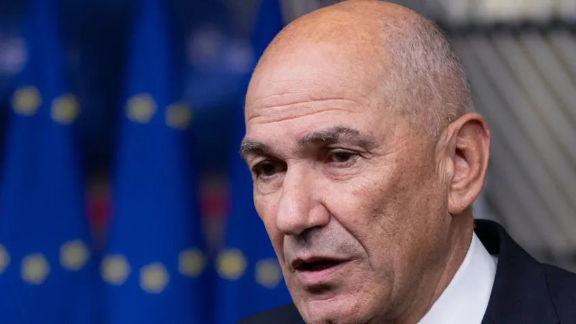 Slovenya Başbakanı Janša, Sırbistan'ın AB müzakerelerini hızlandırmasını arşiv teslimi şartına bağladı