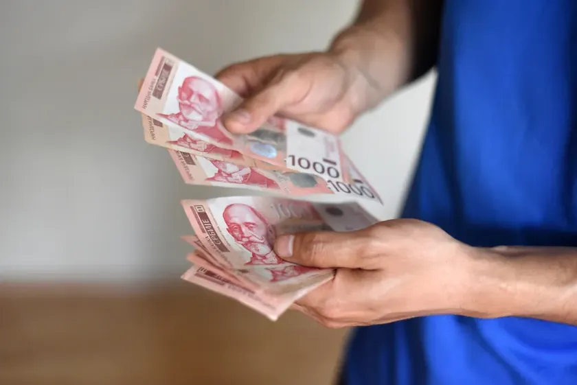 Sırbistan'da minimal ücretin artırılması konusunda görüşmeler devam ediyor.