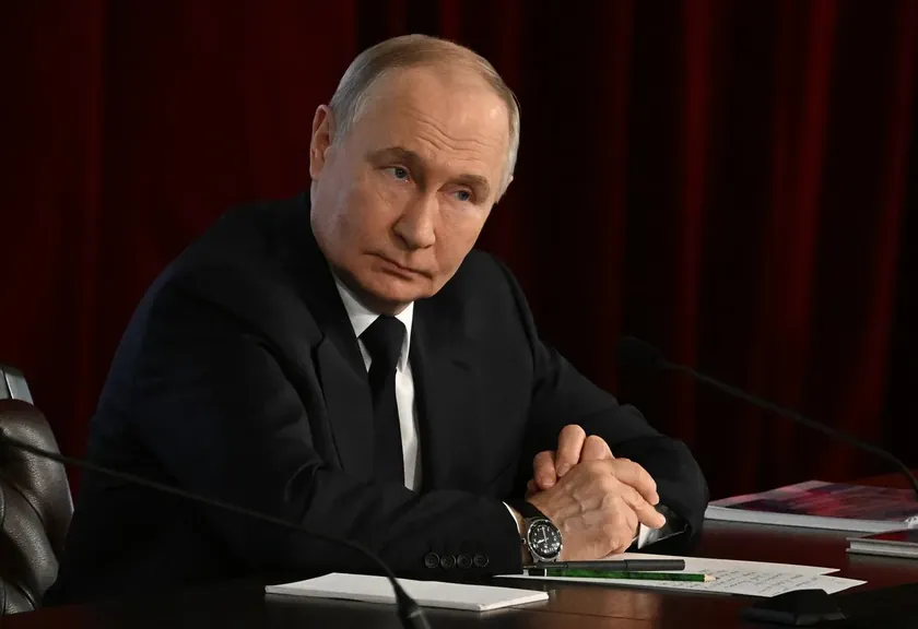 Rusya Devlet Başkanı Putin iki Ukrayna-Macar savaş esirinin serbest bırakılmasını emretti