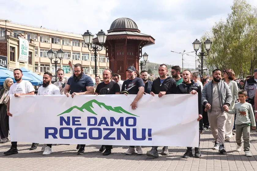 Sırbistan'da Rogozna bölgesindeki madencilik faaliyetleri nedeniyle çevreye zarar iddiasıyla suç duyurusu yapıldı.