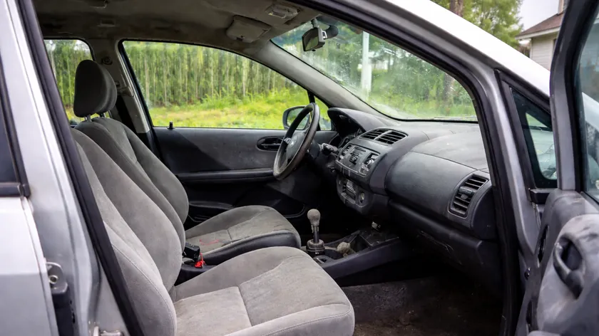 Finlandiya'da İkinci El Honda Jazz Alan Kişi Araçta Beklenmedik Küf Sorunu Yaşadı