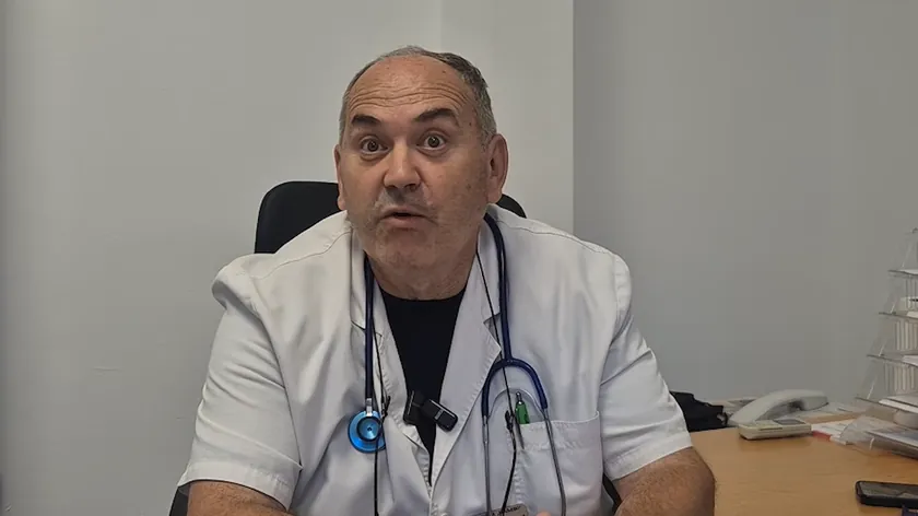 Sırbistan'da evlerde doğum yapan doktor Dragoslav Dugalić'in hikayesi