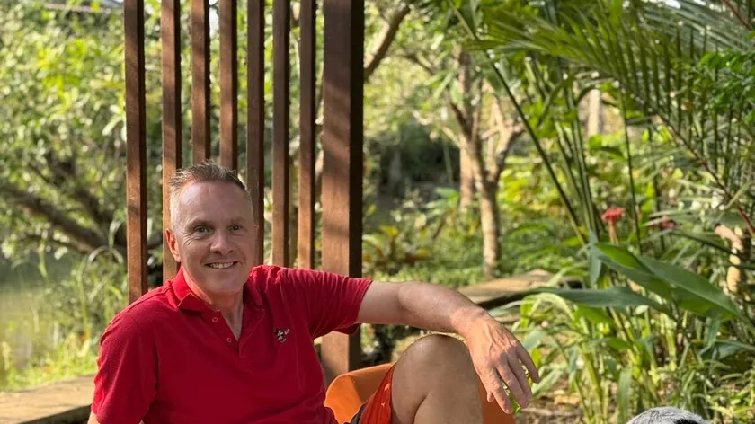 Britanyalı Andrew Stocks'un Otel İşletmeciliği Sayesinde Milyonlar Kazandığı Belirtildi