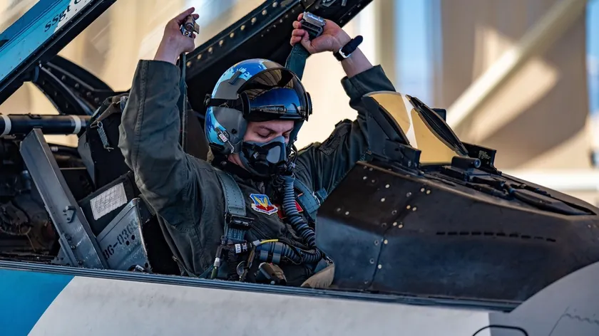 Amerikan Başkanı Trump İran'da Esir Pilot Endişesi Yaşıyor Savaşın Seyri Değişebilir