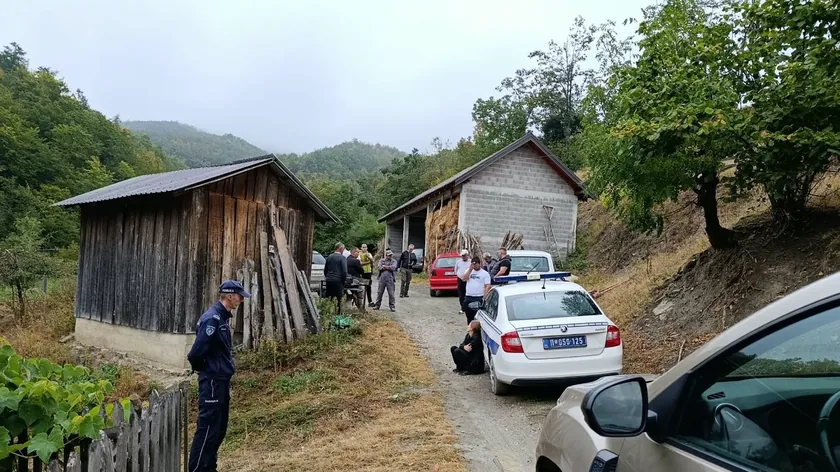 Sırbistan'ın Ivanjica yakınlarındaki Opaljenik köyünde bir cinayet meydana geldi.