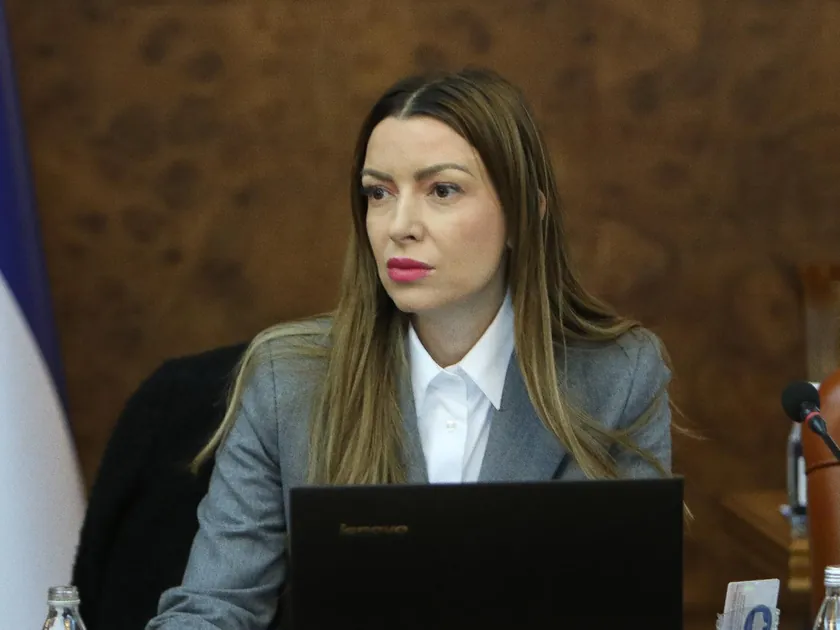 Moraviçalık Okrug'ta Sınırlı Durum, Elektrik Kesintileri Ağaç Düşmesi Nedeniyle Yaşanıyor