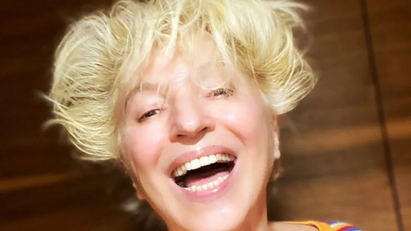 Mirjana Karanović (69) makyajsız bir selfie paylaştı "Mutluluk"