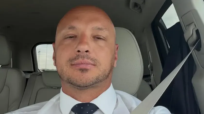 Sırp televizyoncusu Igor Karadarević trafik kazasında yaralandı.