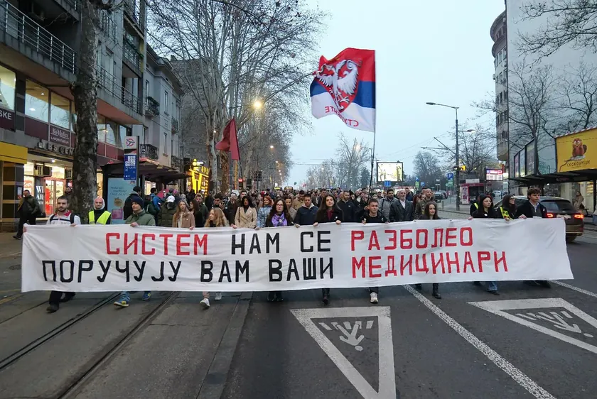 Belgrad Tıp Fakültesi Öğrencileri Dekan Atamasına Karşı Acil Protesto Çağrısı Yaptı.