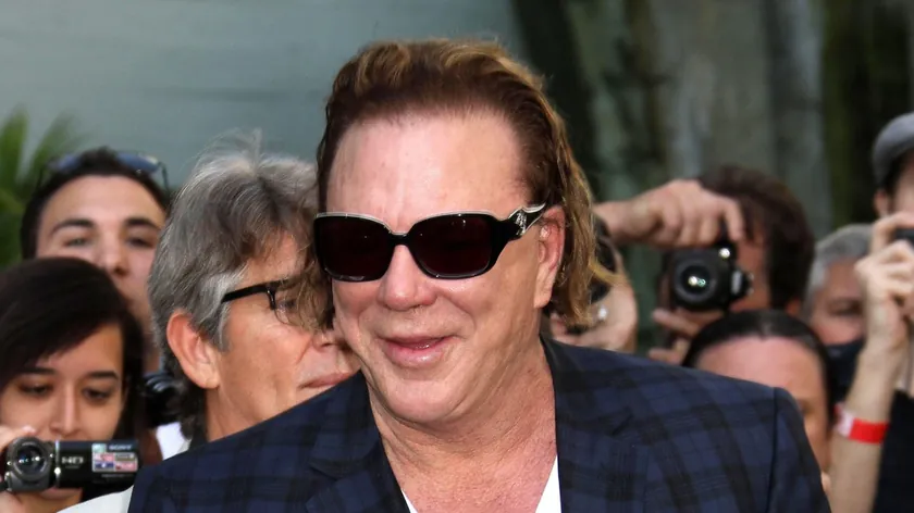 Aktör Miki Rurk Los Angeles'taki Tahliye Haberleri Sonrası Açıklama Yaptı