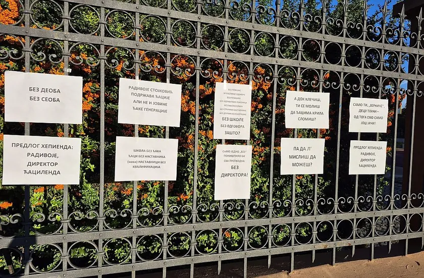 Öğrencilerin ebeveynleri: Maturantlar, boykota devam ediyor; müdür, öğretmenlere tehditlerde bulunuyor