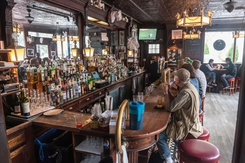 Sırbistan'da eczacı, en kötü akşamdan kalmalığa yol açan içki türlerini açıkladı.