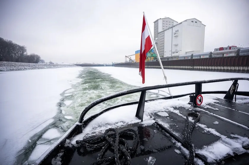 Beç'te Hava Durumu: İklim Koşulları nedeniyle Uçuşlar ve Tren Seferleri İptal Edildi