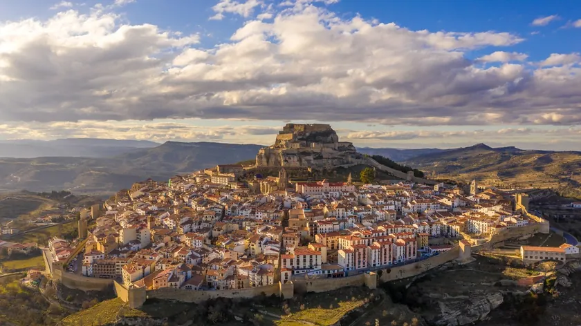 İspanya'nın Tarihi Morella Şehri 984 Metre Rakımda 5000 Yıllık Hikayeyi Saklıyor