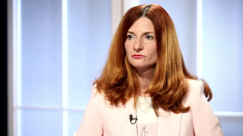 Sırbistan'da ZLF Milletvekili Biljana Đorđević: Bakan Selaković'i daha büyük bir güç koruyor