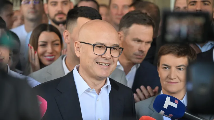 Vučević Beograd'daki İlçeleri Ziyaret Etti Devletin Başarısı Sadece Her Ailenin Hissetmesiyle Anlamlıdır