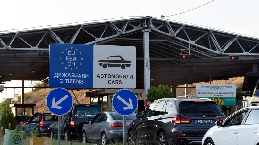 Sırbistanlıların Kuzey Makedonya sınırında ödedikleri trafik cezaları artık online ödenebiliyor.