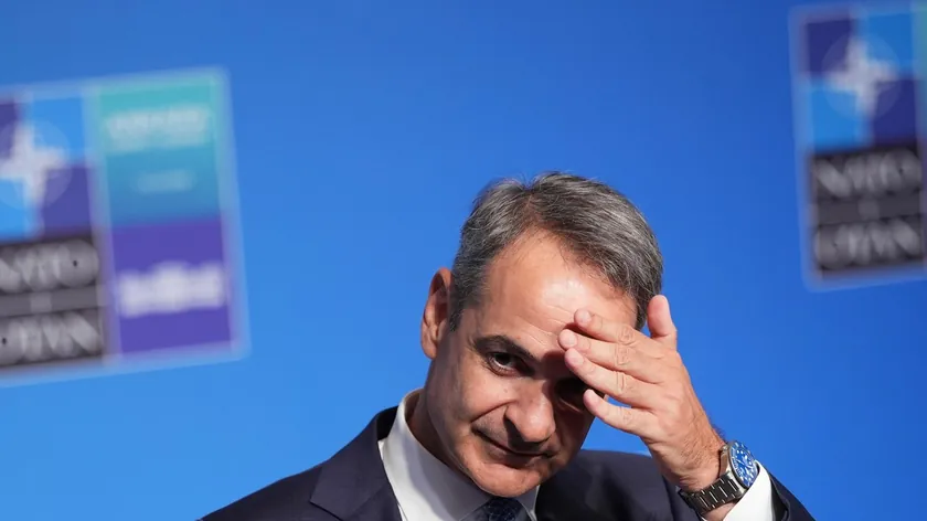 Yunanistan Başbakanı Kirijakos Micotakis bisiklet kazası sonucu hastaneye kaldırıldı.