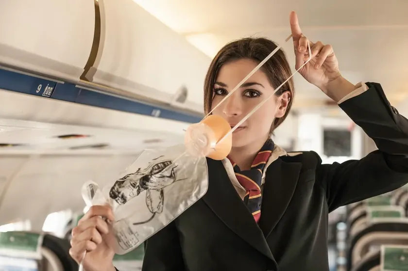 Dubai merkezli uçuş görevlisi savaşlar nedeniyle hava sahası kapanınca yaşananları aktardı.