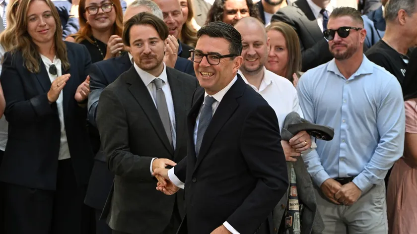 Yeni Britanya Başbakanı Endi Bernam'ın İlk Görevleri