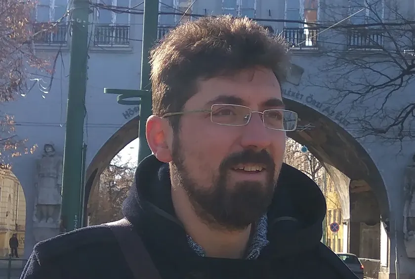 Novi Sad Felsefe Fakültesi'nde tasfiye sürüyor: Bir profesör daha işini kaybetme tehlikesiyle karşı karşıya