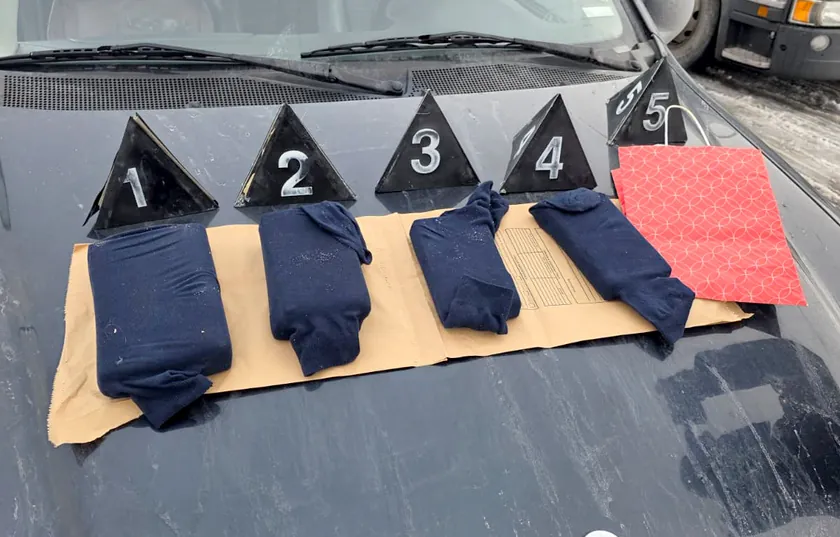 Uyuşturucu Operasyonu: Bulgar Zanlının Mercedes’ine ve Karavanına El Konuldu