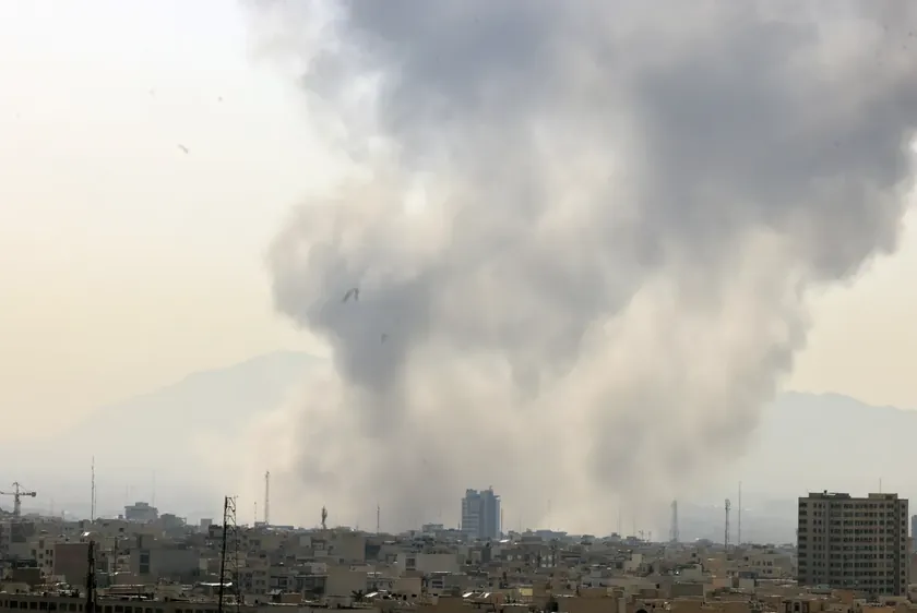 Sırbistan'ın Tahran Büyükelçiliği Binası İran'a Yönelik Hava Saldırılarında Hasar Gördü