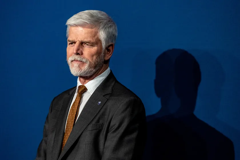 Çek Cumhurbaşkanı Macinka'yı Tehdit Etmekle Suçladı ve SMS Mesajlarını Açıkladı