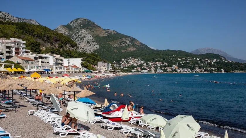 Sutomore eskizleri, gerçeklerle örtüşmüyor.