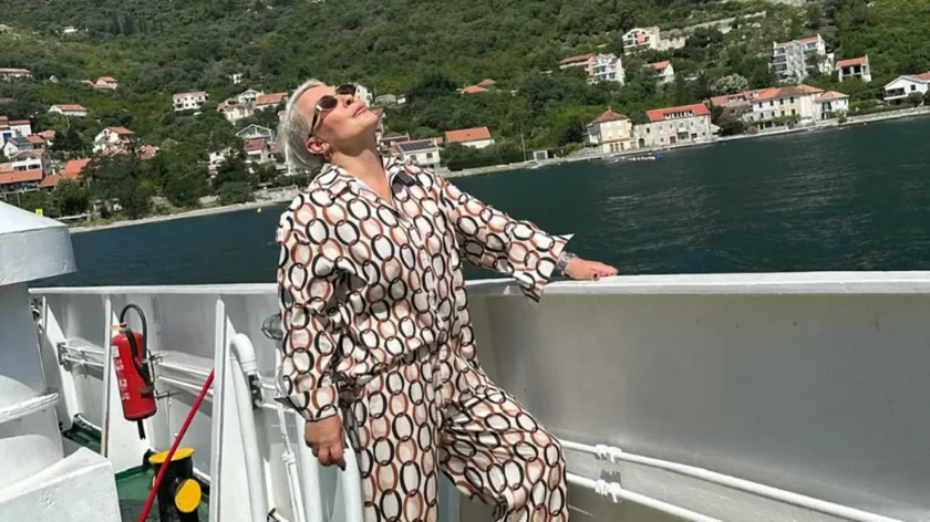 Indira Levak'ın hayat hikayesi Türk müzik dünyasına ilham veriyor.