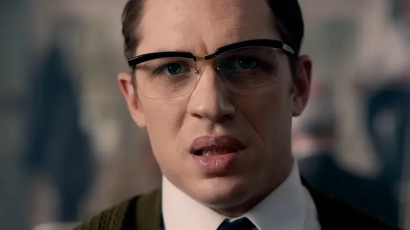 Taron Edgerton, Tom Hardy ile yaptığı film sahnesini anlattı.