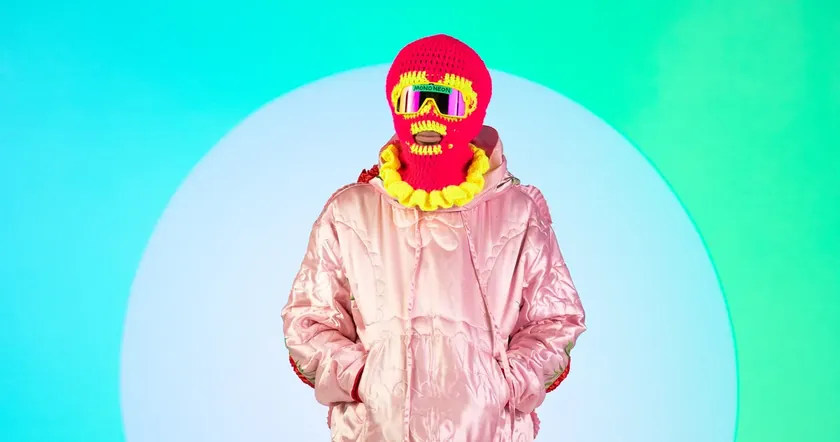 Prins'in Son Basçısı MonoNeon Sırbistan'ın Belgrad Şehri'nde Sahne Alacak