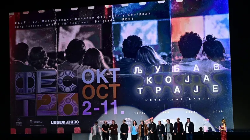 53. FEST’te ödüller sahiplerini buldu: En iyi filmler “Crveni hangar”, “Tihi pčelar” ve “Drži se za mene”