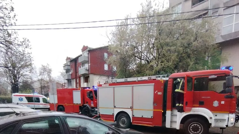 Sırbistan'ın Kruševac şehrinde çıkan yangında iki kişi kurtarıldı etkin müdahale