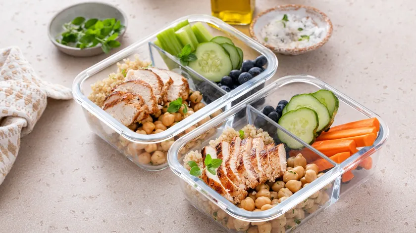 Uzmanlar gıda saklamada plastik kapların neden tercih edilmemesi gerektiğini belirtti