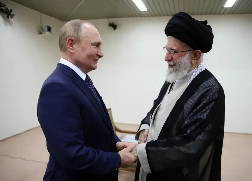 Rusya Devlet Başkanı Putin İran'a saldırı sonrası Hamenei'nin ölümünü cinayet olarak niteledi